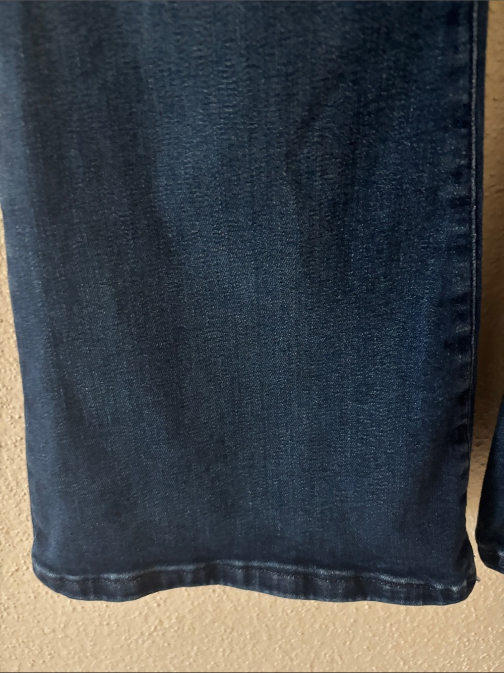 We The Free CRVY Infinite Stretch Pull On Jeans MEDIUM - Picture 3 of 7